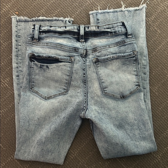 Distressed Blue Denim Jeans - Picture 8 of 13